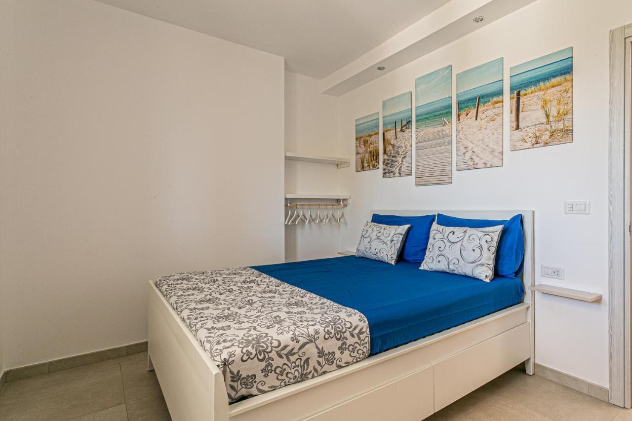 Resort Almaredamarra Con Piscina E Idromassaggio Sul Mare Torre San Giovanni Ugento Exterior foto